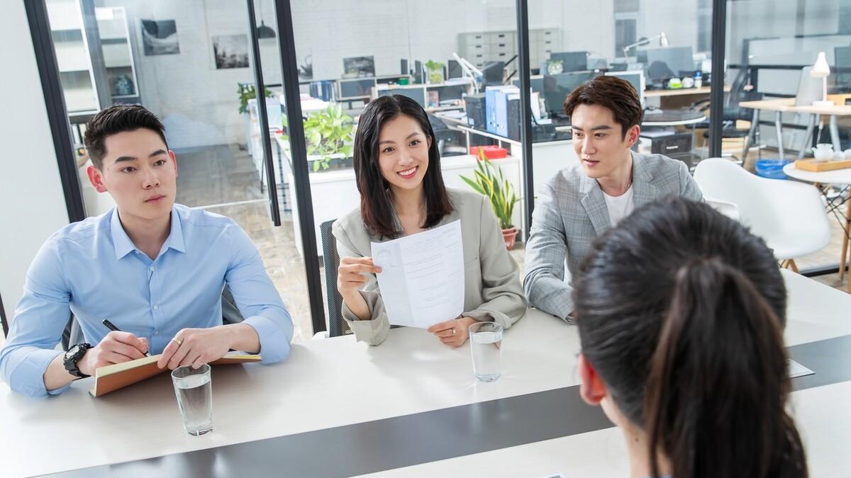 河北|梦想10万月薪的00后，惨遭董明珠戳破？背后真相可能你也不知道