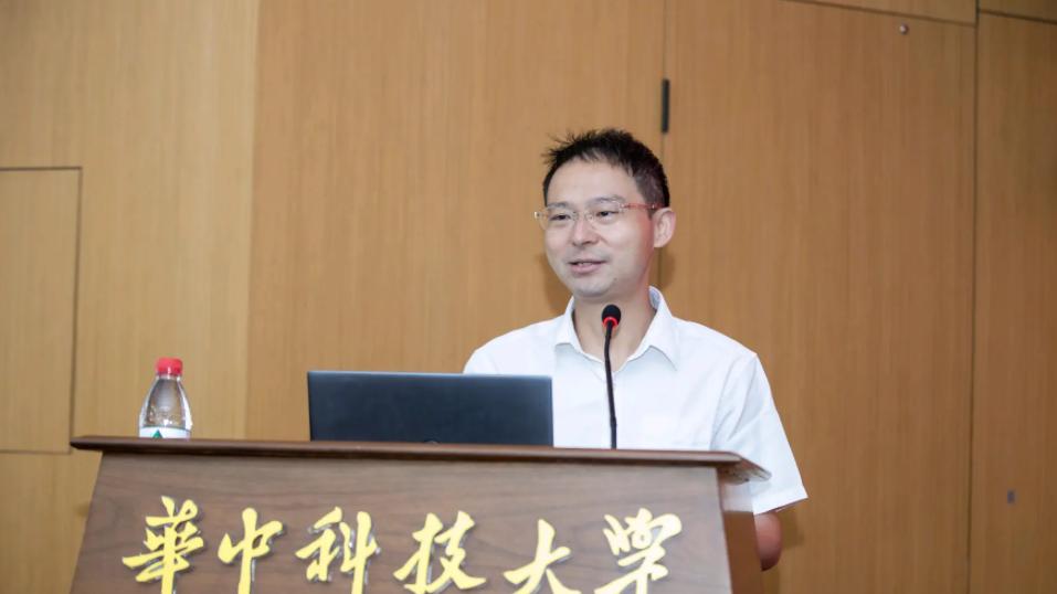 山东省|华科大公开招聘辅导员，有编有岗且待遇丰厚，但门槛叫人高攀不起