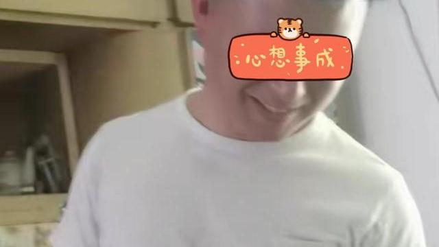 女子跟丈夫回老家，不小心发现其跟初恋的聊天日记，结局让人意外