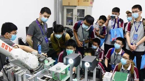 广东省|选择“烂高中”还是读技校？初中生成绩一般，班主任的话值得考虑