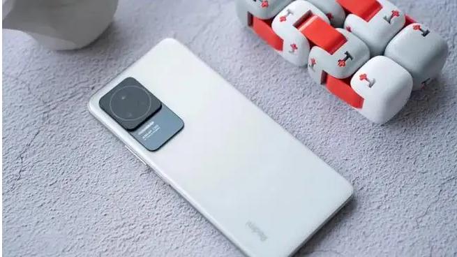 小米科技|年度“神U”+2K屏加持，2399元起的“神机”，如今卖“断货”了？