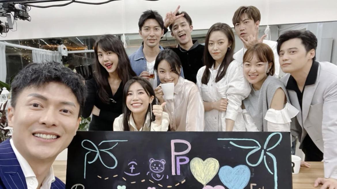 半熟恋人|《半熟恋人》“双罗”会面，罗颖为罗拉送生日祝福，却被问到感情