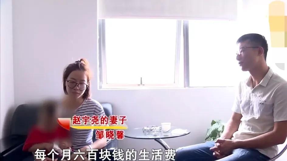 以婆婆不带孩子为由出去上班不回家，28岁丈夫只好独自照顾两岁儿子