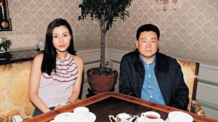 关之琳|关之琳爆料：当时如果大刘没送我别墅，我就是小刘的老婆了