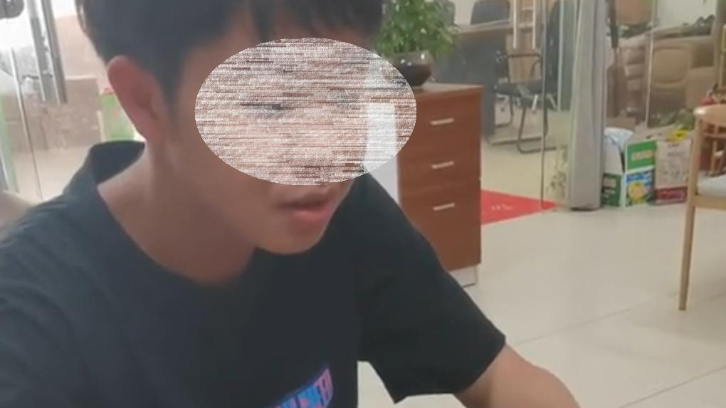 校园贷|17岁男孩做了10多天厂工，结账只给127元，其它全部被中介扣了！