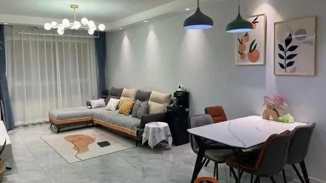 看她家套内60平小窝，全屋简单又漂亮，一进屋就被入户玄关迷住