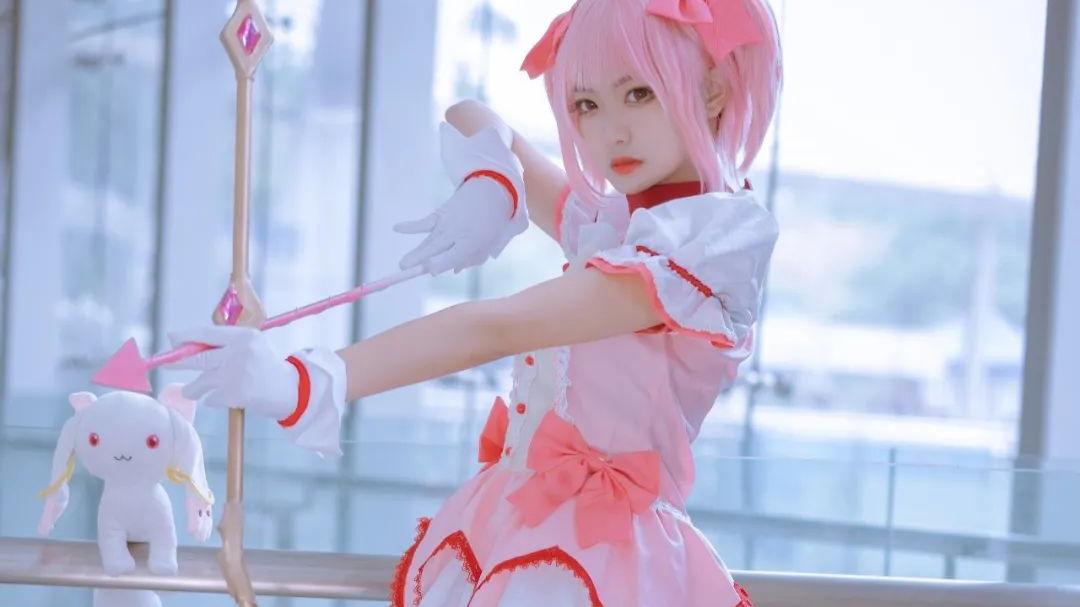 魔法少女小圆|cos：漫展返图魔法少女小圆@呆玄?