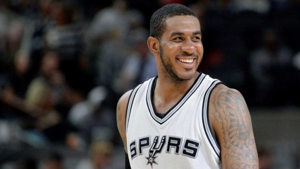 阿尔德里奇|7届NBA全明星球员低头求职