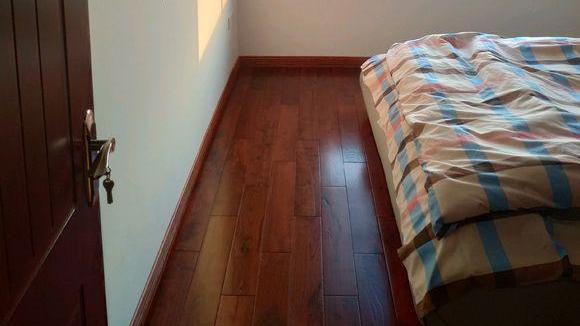 80后老公砸30万装婚房，全屋实木家具，完工却被吐槽是老人房！