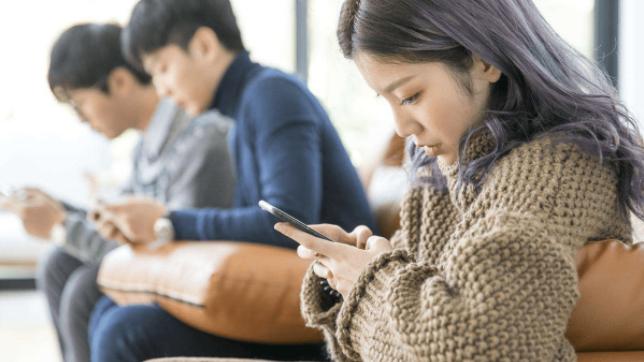 人是地球上最伟大的生灵，人能够适应社会，并通过努力改造社会