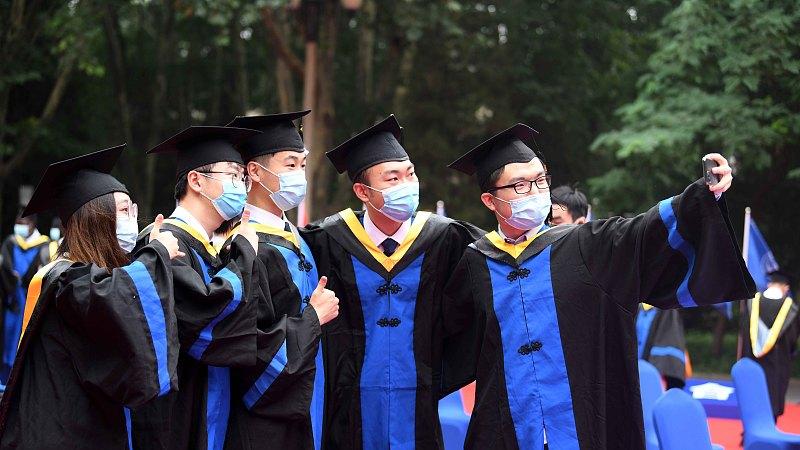 招聘|“不上班我照样能活得好好的！”本科毕业在家啃老，不是长久之计