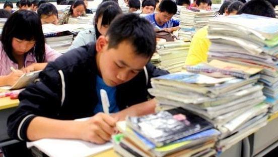 分流|中考分流后，或许有一半的人分流到“职校”？父母表示不愿接受！