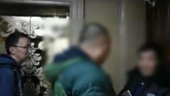 购房置业|四千万元豪宅被女租客低价卖掉！房主想拿回房子却被拦在门外