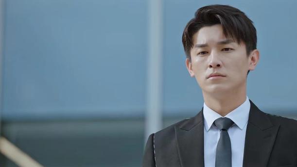 我的秘密室友|《我的秘密室友》刚上线6集，就登上了飙升榜第一的宝座，剧情精彩有趣