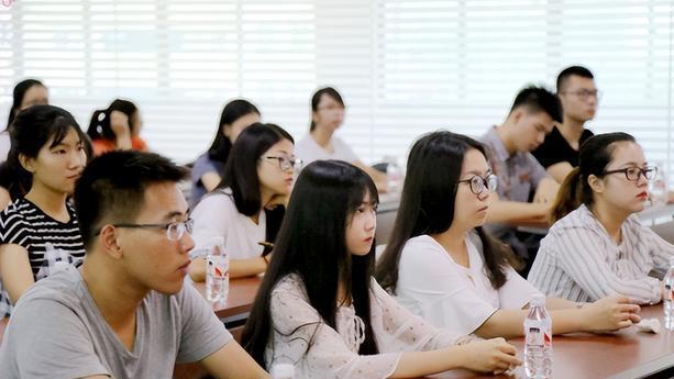 大学生|一国企单位秋季招聘，岗位名额多薪资待遇可观，符合条件者别错过
