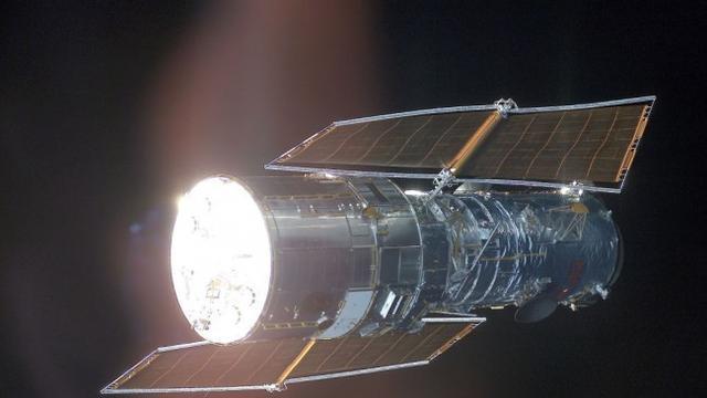 SpaceX和NASA正在商讨使用龙飞船帮助哈勃太空望远镜提升轨道