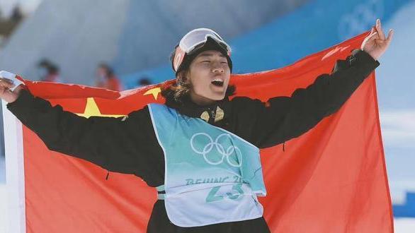 苏翊鸣|优秀！苏翊鸣花式跳水，冲浪钓鱼台球停不下来，目标冲击大满贯