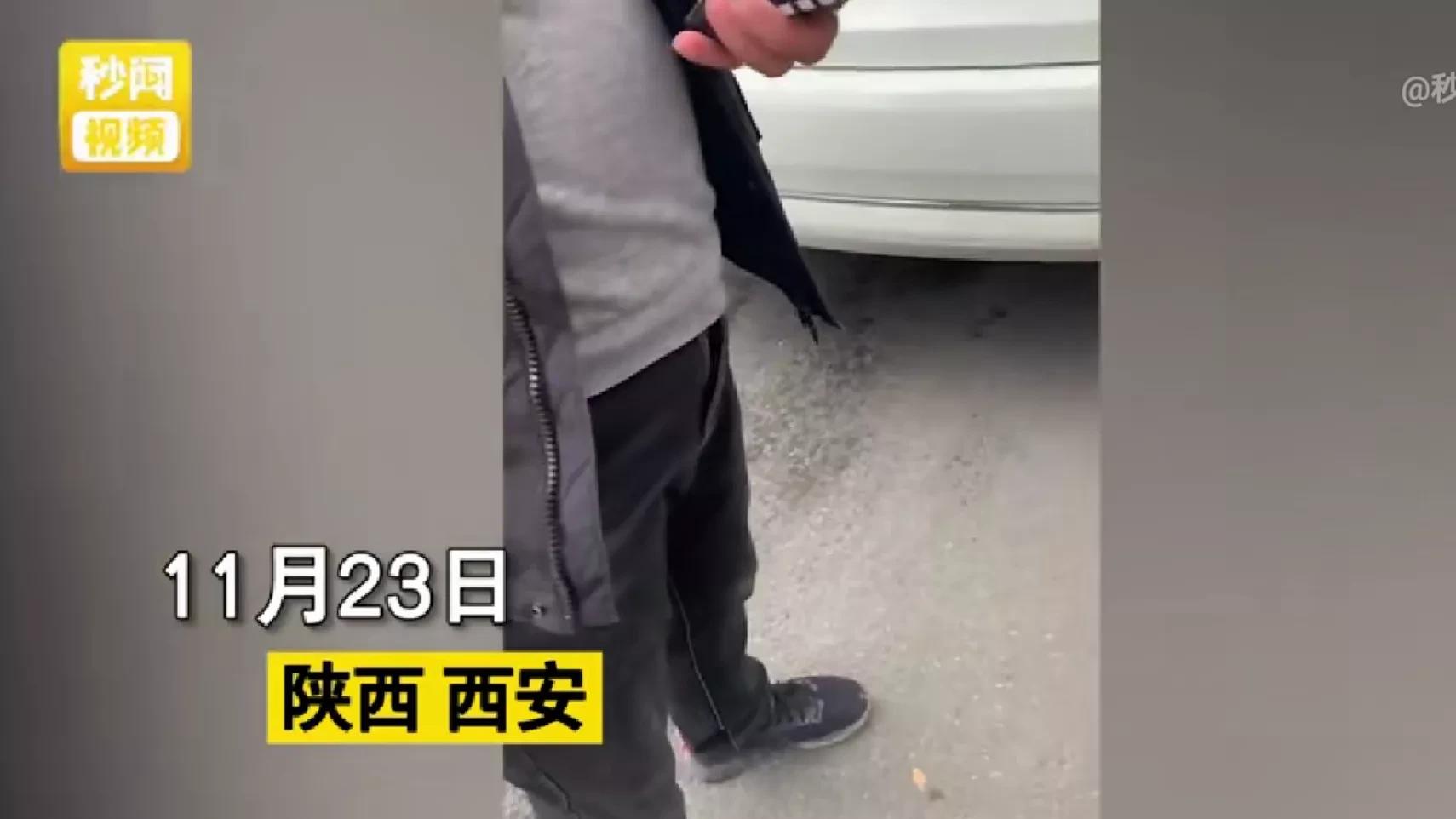 陕西西安，一女子将手机落在出租车上，司机张口就要500感谢费