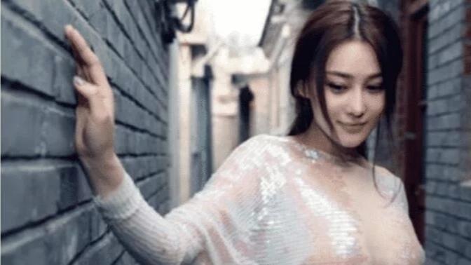 张馨予|军嫂张馨予婚后现“幸福肥”，被网友在线劝减重，直呼要求苛刻