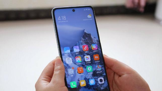 小米科技|小米曾经很便宜，便宜到一个1k手机用3年不坏，老人不会换的