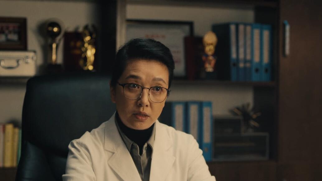 促醒者|《促醒者》悬疑升级，九院四派势力暗斗，韩西林身世成谜