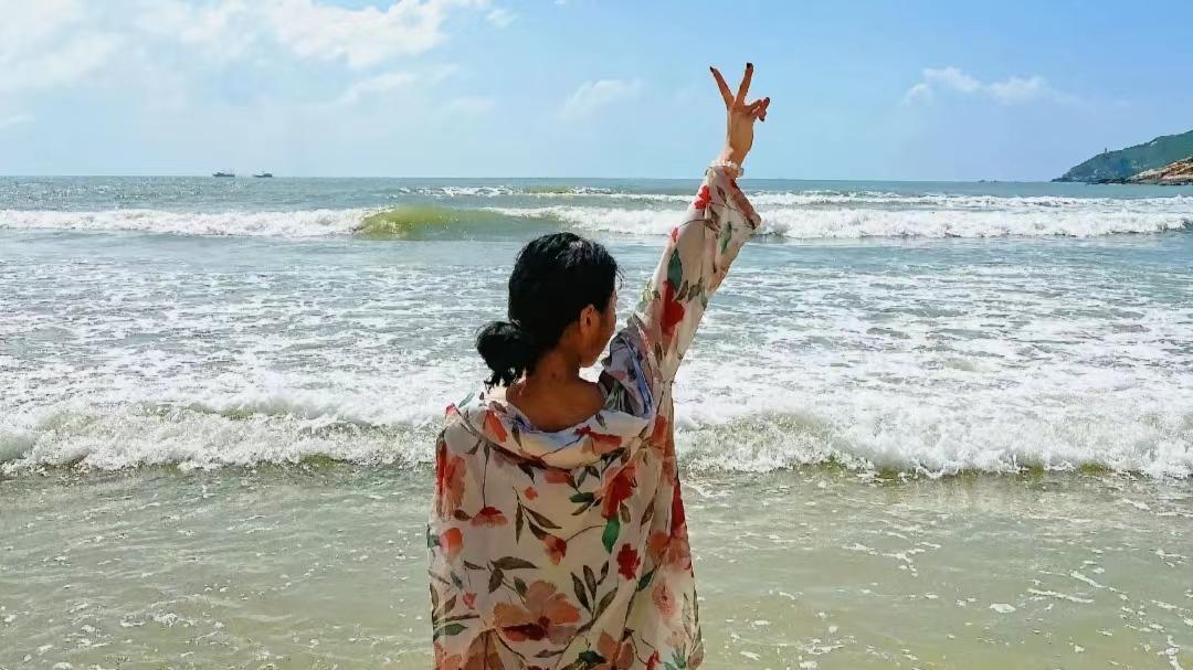 |香肩美照，田静妹妹晒日常生活！远离纷争，过好自己也是一种智慧