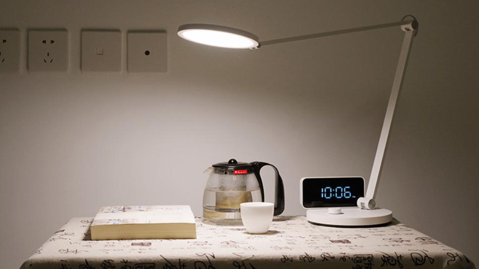 防近视护眼台灯哪个好？好用不伤眼的护眼台灯推荐