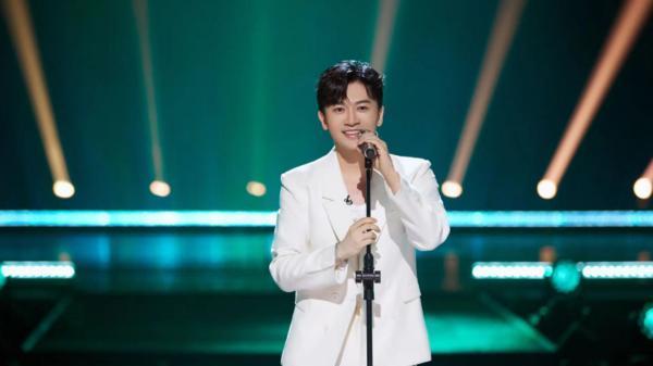 李宇春|《天赐的声音4》嘉宾曝光，李宇春加入常驻，飞行嘉宾快男扎堆
