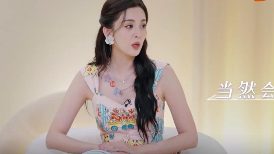 古力娜扎|古力娜扎私下被很多人搭讪，遇到心动男生会倒追，张翰已成过去