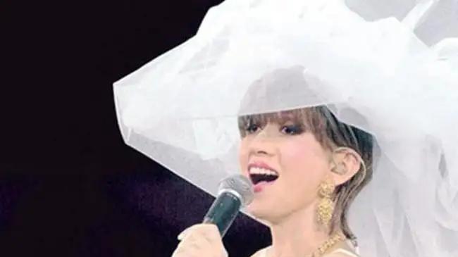 梅艳芳|当年梅艳芳去世，亲朋好友悉数到场，为何独独缺少好闺蜜吴君如？