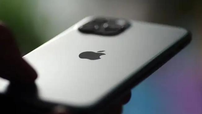 相机|深色背景，更容易让相机测光，捕捉荧幕的内容