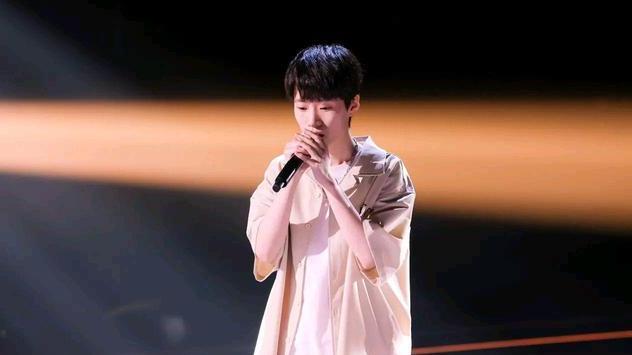 李荣浩|导师对战第二场结果出炉，李荣浩赢了廖昌永，有学员拿了0票