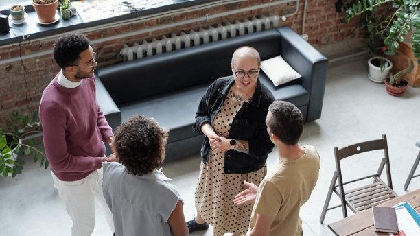 创业|如何保护好你的上司？