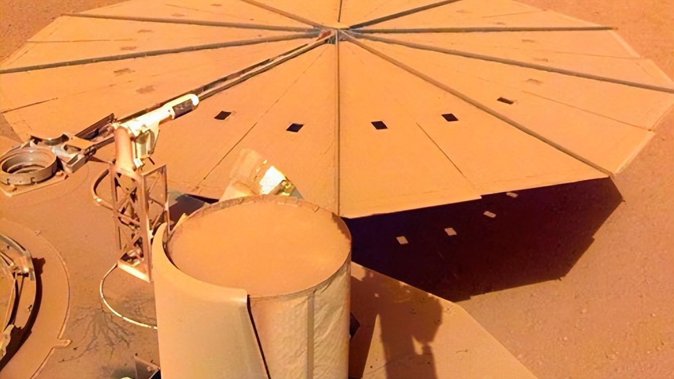 NASA“洞察号”火星探测器拍摄最后一张自拍，即将永远休息