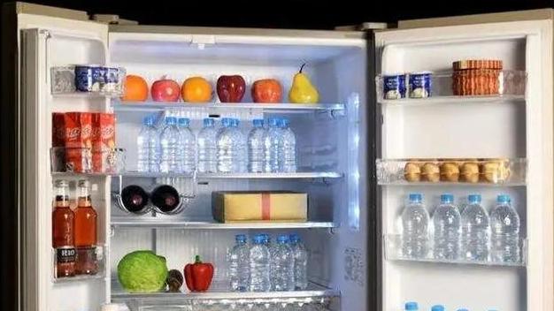 制冷剂|冰箱外壳严重发烫会爆炸吗 冰箱两侧发烫怎么回事？是它在捣鬼