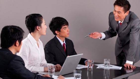 |职场中，如何让上司看得上你？