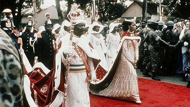 招聘|嫁给非洲总统有多惨？2年生2个女儿，丈夫还提出过非常无耻的要求