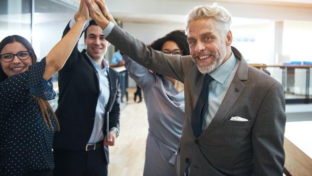 招聘|职场新人的“混”技巧