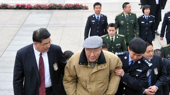 仲星火|事业辉煌的仲星火愧对妻女，三个无一养老送终，始终不相往来