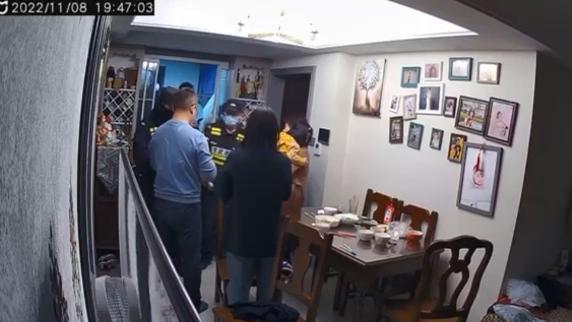 南京掌掴儿童后续：邻居劝和｜我们终究败给了情绪