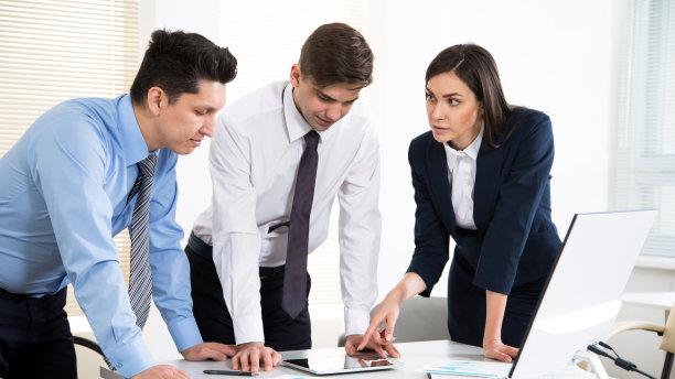 |职场怎么做才能混得好