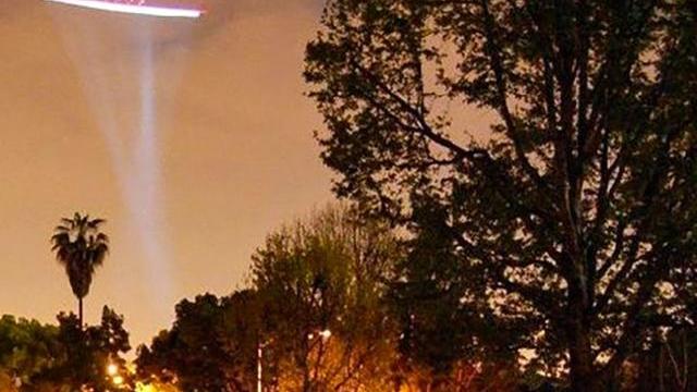 雷达没有探测到，只有目击证据，9年前的机场UFO是什么？