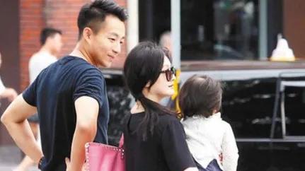 TVB|汪某被喷“扶不起的阿斗”，再次向大S妥协！