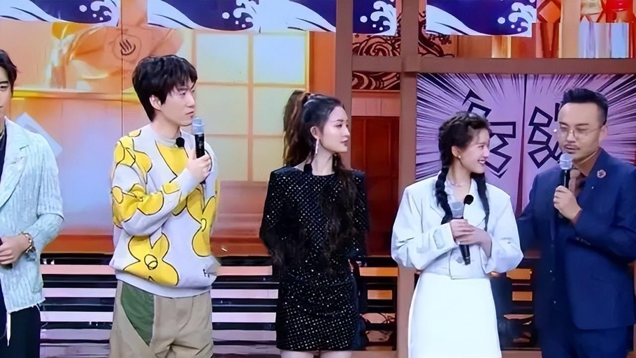 |成功变成明星的6位网红，有人是淘宝女模有人书模，发展各不一样