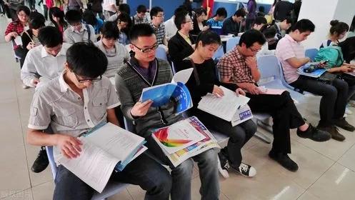 招聘|2022事业单位招聘，“萝卜坑”岗位太明显，看到这些条件就要小心！