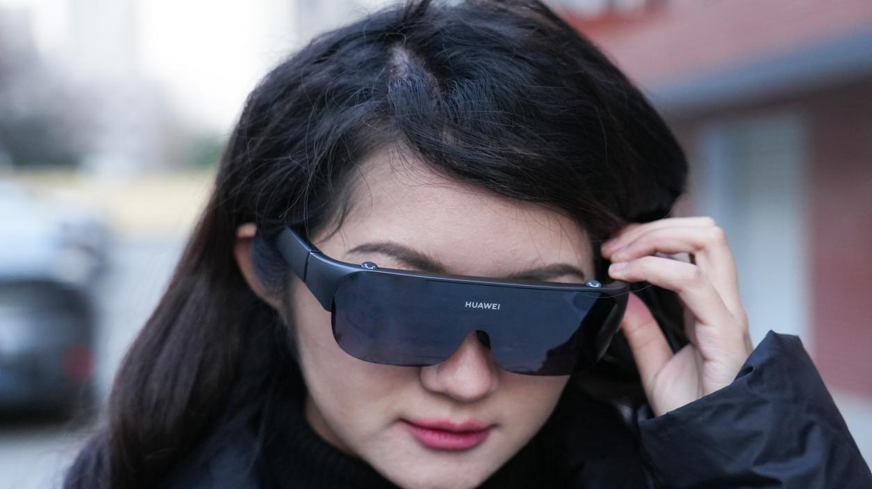 华为|120英寸虚拟巨幕的魅力，智能观影眼镜HUAWEI Vision Glass测评