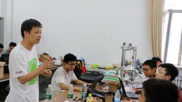 大学|大学生统计放假留校理由，只有一人敢写真话，网友：真是壮士