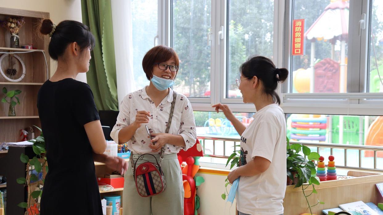 高校|幼儿园老师：全职妈妈带大的娃和职场妈妈带大的娃，差距很明显