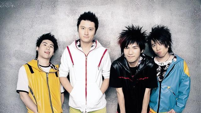 大张伟|我对大张伟“路人转粉”了