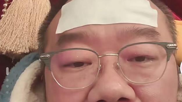 涂磊|知名主持人涂磊分享阳性后洗澡经历，反复高烧，提醒网友不要洗